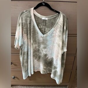 Cherish Gray White Relaxed Oversized Short Sleeve T-Shirt